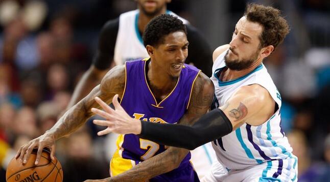 埃尔伯半开 埃尔伯半开